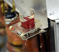 wc c1 375696 thr ch in situ wires disc.jpg